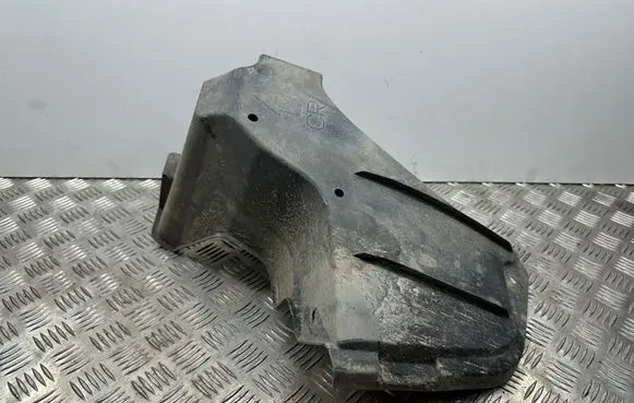 Lexus CT 200H Other under body part 5822776021
