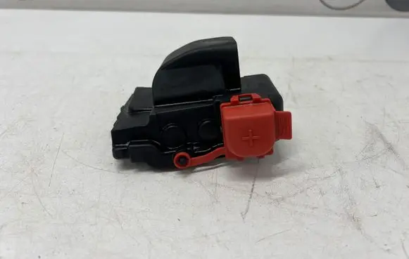 BMW i4 Fuse box cover 8715688