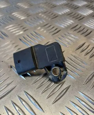 Suzuki Grand Vitara II Air pressure sensor 316718G