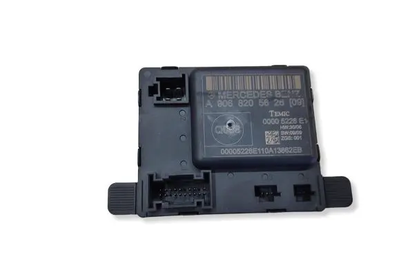Mercedes-Benz Sprinter W906 Door control unit/module A9068205626
