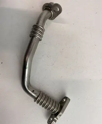 Audi A3 S3 8V Turbo turbocharger oiling pipe/hose 04L145736E