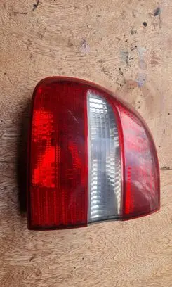 Volvo S40, V40 Rear/tail lights