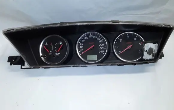 Nissan Primera Speedometer (instrument cluster) BV014 3805568
