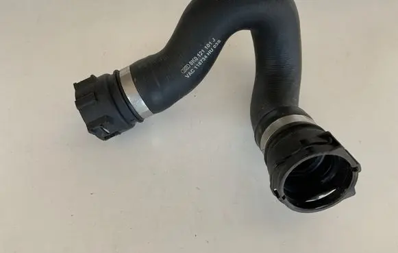 Audi S5 Facelift Engine coolant pipe/hose 8K0121101J