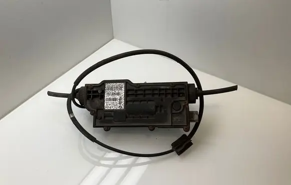 BMW X5 E70 Hand brake control module 136650