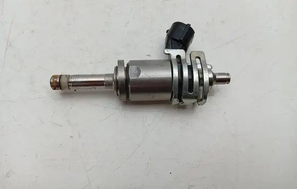 Lexus RX 450H Fuel injector 2325031120