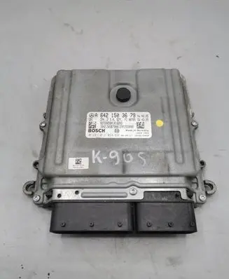 Mercedes-Benz R W251 Engine control unit/module A6421503679 0281012024 CR412