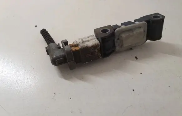 Hyundai Tucson JM Airbag deployment crash/impact sensor 959302E000