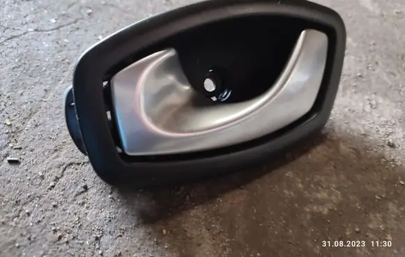 Renault Laguna III Front door interior handle 806700006R