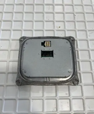 Audi A4 S4 B8 8K Headlight ballast module Xenon 8K0907472A 130732921801 10EEG100136