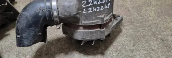 BMW 5 E34 Generator/alternator 2242248 2242876