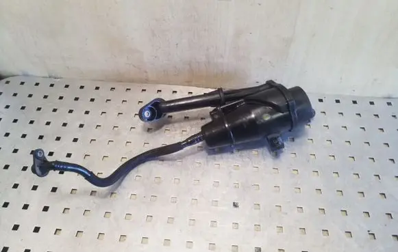 Opel Zafira C Oil breather separator 70367396 55575980