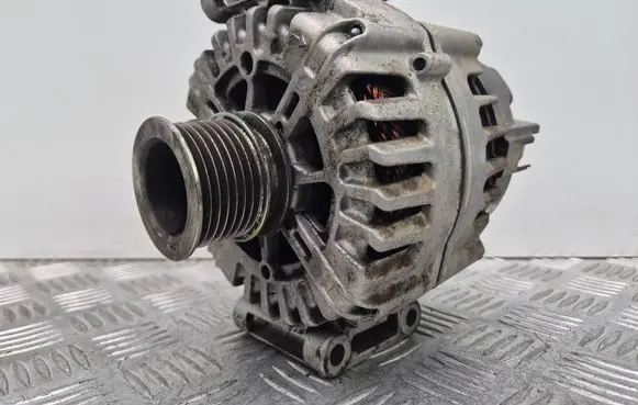 Mercedes-Benz ML W166 Generator/alternator A0009060903 CG25S035 2619198B