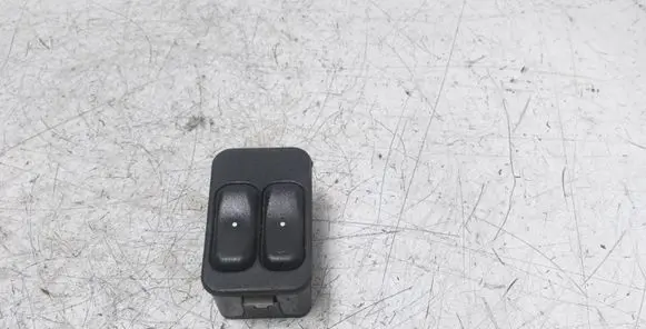 Opel Zafira A Electric window control switch 13363201 90561088