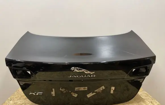 Jaguar XF X250 Tailgate/trunk/boot lid F40626
