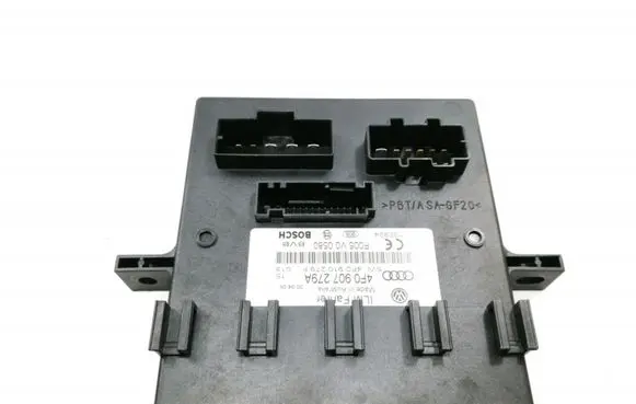 Audi Q7 4L Comfort/convenience module 4F0907279A 4F0910279F F00V00580