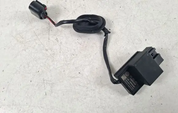 Volkswagen Jetta VI Fuel injection pump control unit/module 1K0906093J
