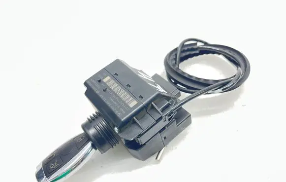 Mercedes-Benz CLK A209 C209 Ignition lock A2095453308