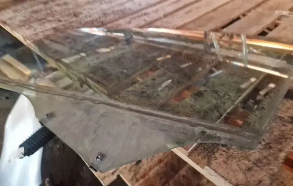 Citroen C4 I Front door window glass four-door
