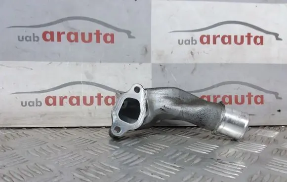 Toyota Avensis T250 Engine coolant pipe/hose