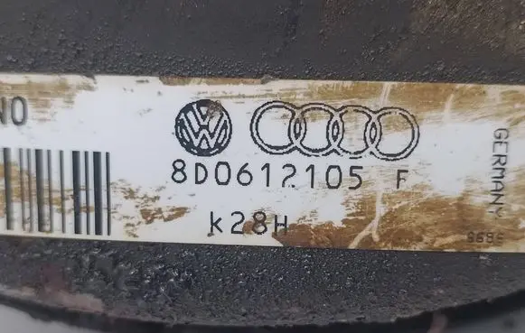 Audi A6 S6 C5 4B Master brake cylinder 8D0612105F