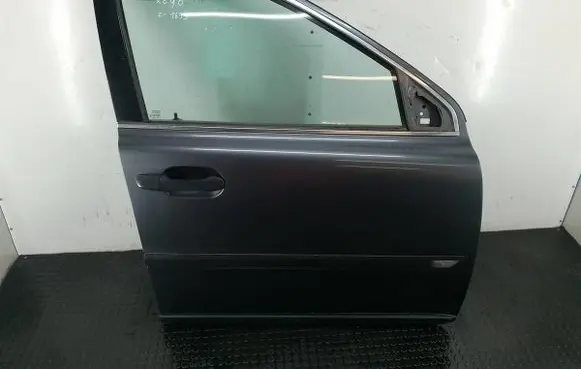 Volvo XC90 Front door