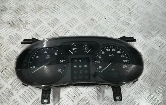 Renault Trafic II (X83) Speedometer (instrument cluster) P8200295452 NS70599231 216754594