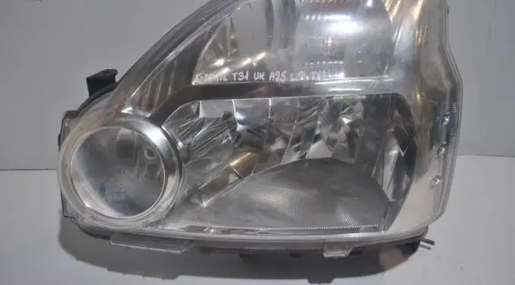 Nissan X-Trail T31 Headlight/headlamp