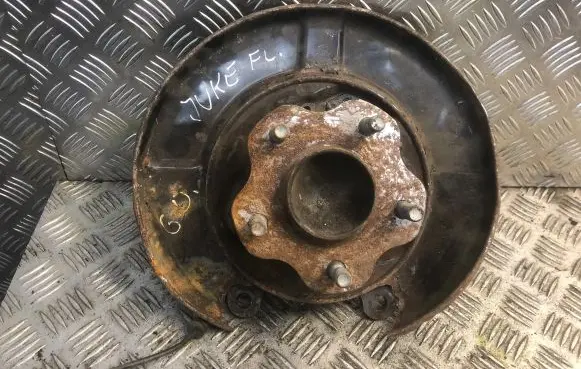 Nissan Juke I F15 Rear wheel hub