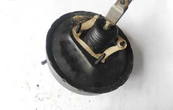 Mazda 323 Brake booster 86209919 862-09919