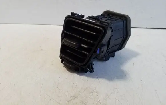 KIA Stonic Dash center air vent grill H897420000
