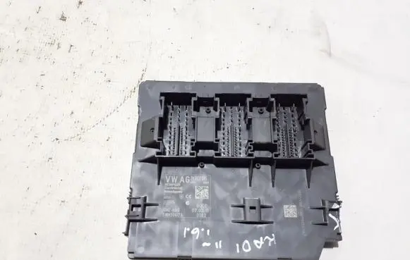 Volkswagen Caddy Comfort/convenience module 2K5937085