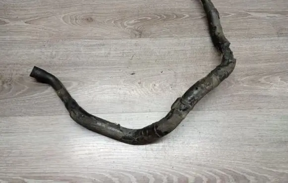 Volvo S80 Breather hose/pipe 