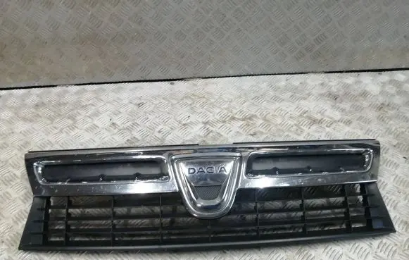 Dacia Duster Front grill 623100260r 200801R6