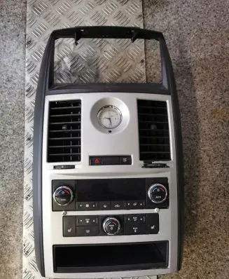 Chrysler Grand Voyager V Climate control unit P55111917AA