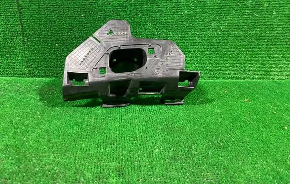 Volkswagen Touran III Headlight washer nozzle holder 5TA807941B