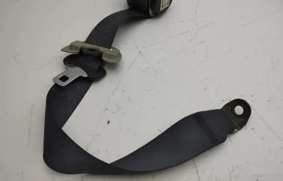 Citroen C-Crosser Rear seatbelt 609213800