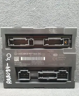 Audi A4 S4 B8 8K Comfort/convenience module 8K0907064DC
