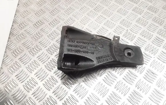 BMW 5 E60 E61 Engine mounting bracket 877107202 23191310