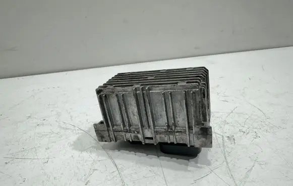 Opel Insignia A Glow plug pre-heat relay 55572812