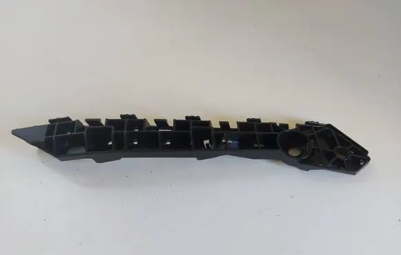 Subaru Legacy Front bumper mounting bracket F16786
