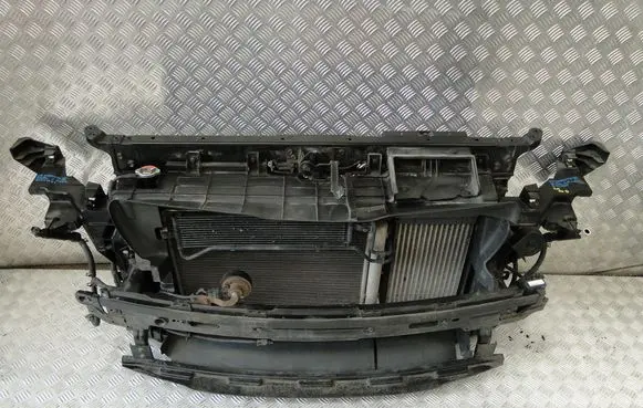 KIA Sorento Front bodywork piece 