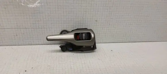 Toyota Verso Front door interior handle 62318