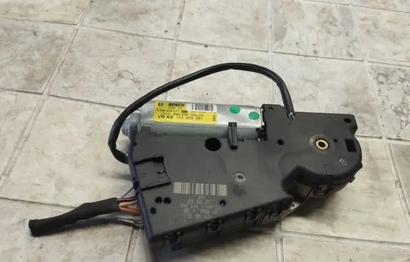 Seat Altea XL Sunroof motor/actuator 0390200017 84969656408 1K0959591
