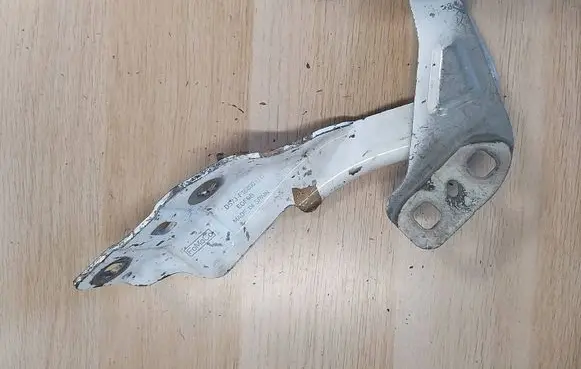 Ford Mondeo MK V Engine bonnet/hood hinges DS73F16800BD