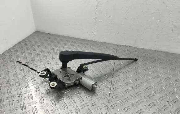 Seat Alhambra (Mk2) Rear window wiper motor 5K6955711B