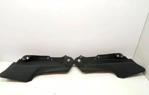 Mercedes-Benz E C207 W207 Front door card panel trim A2076901325