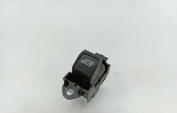 Volvo V70 Electric window control switch 30773273
