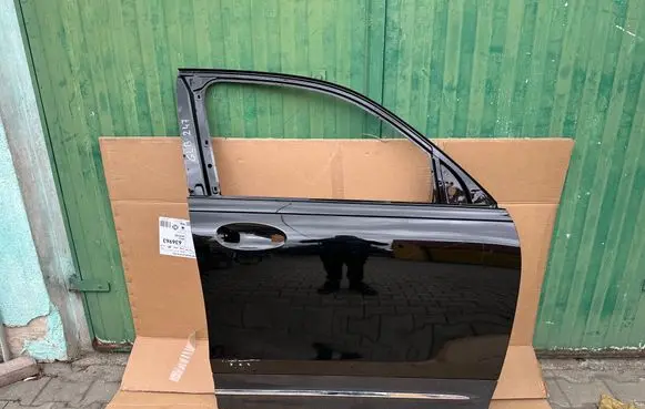 Mercedes-Benz GLB X247 Front door A2477221001