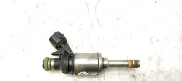Suzuki SX4 S-Cross Fuel injector 0261500299